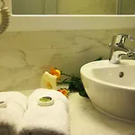 Achilles Otel 3*