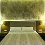 Otel Achilles