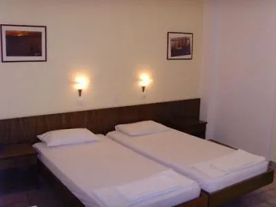 Achilles Hotel