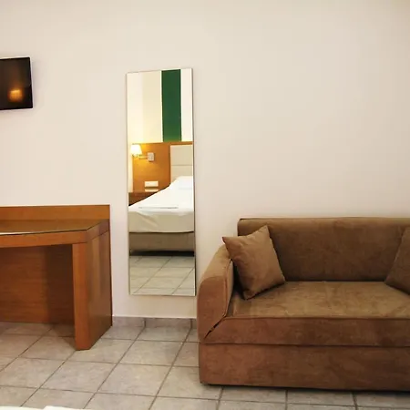 Hotel Achilles 3*
