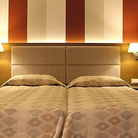 Achilles Hotel 3*
